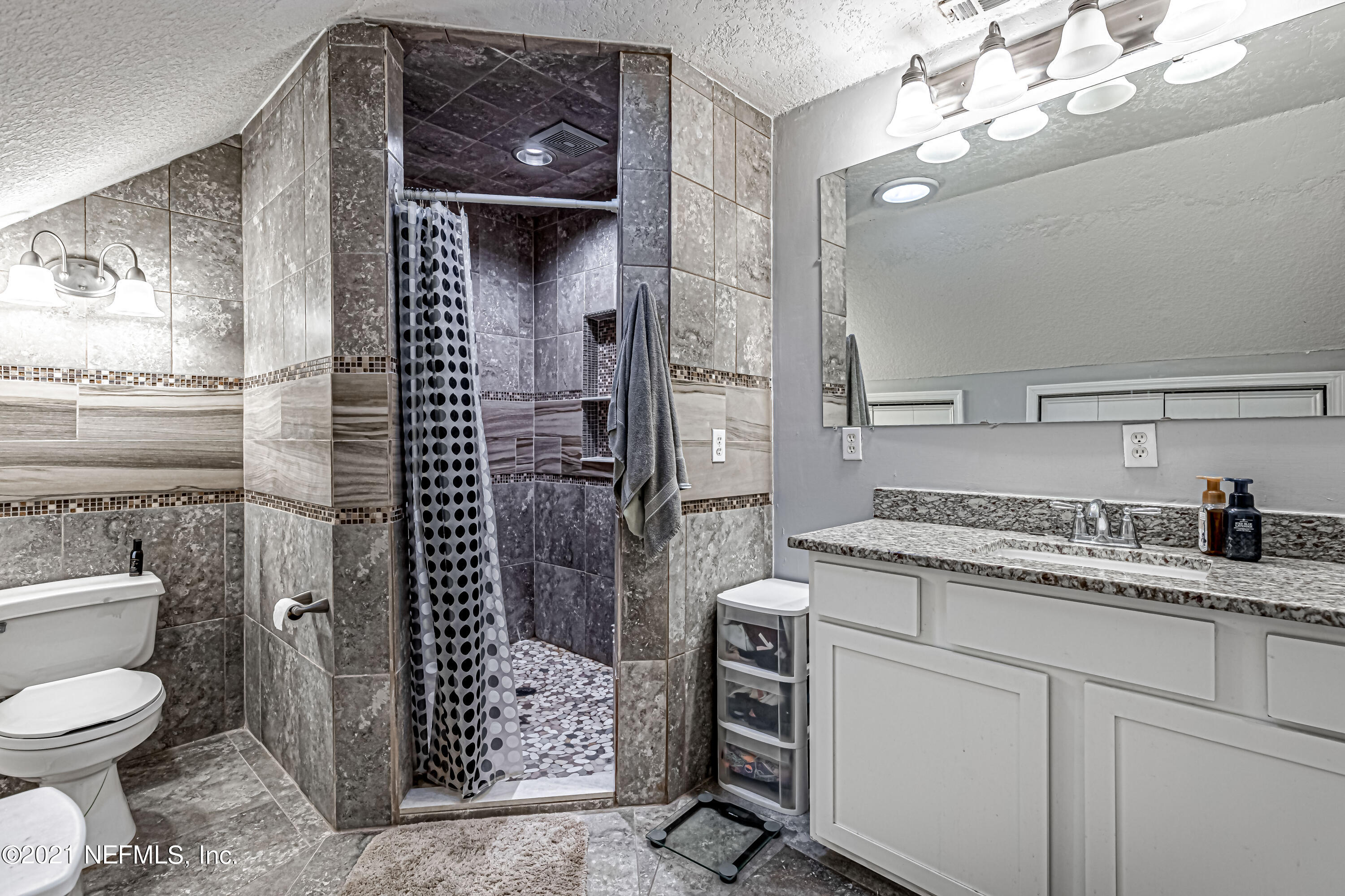 2814 Ravines Road Middleburg, FL 32068 - Photo 30 of 40 35-Bathroom