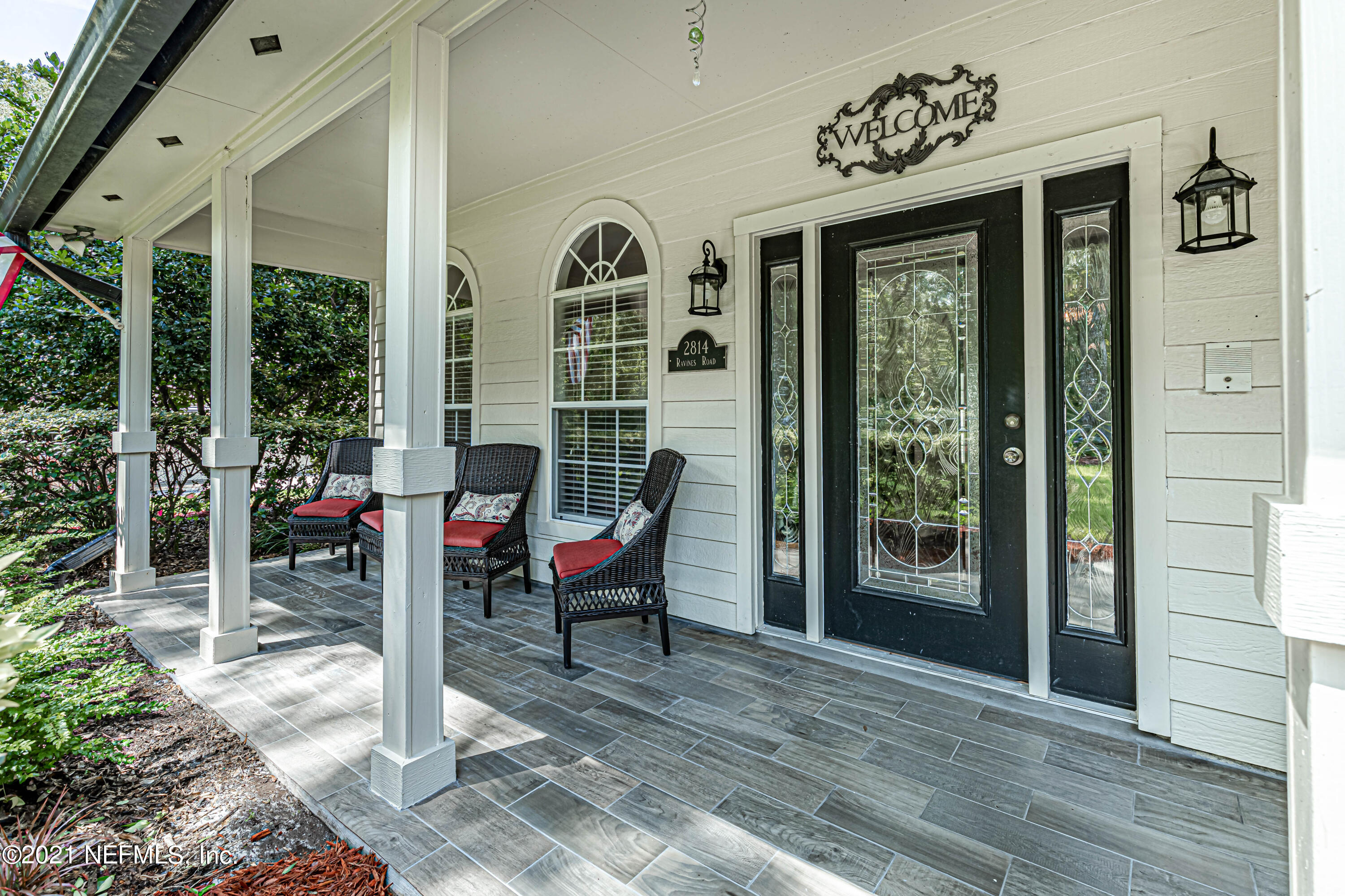 2814 Ravines Road Middleburg, FL 32068 - Photo 5 of 40 4-Front Patio
