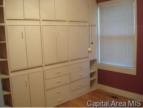 543 Wood Springfield, IL 62702 - Photo 6 of 10