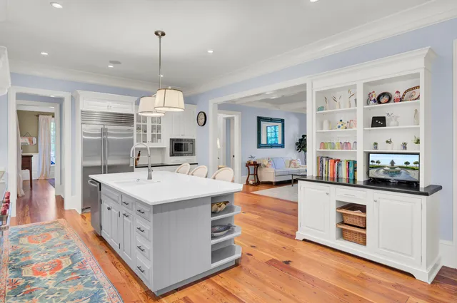 $4,075,000 | 290 Delahow Street, Charleston, SC 29492