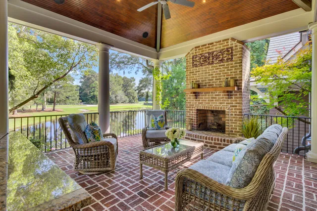 $4,075,000 | 290 Delahow Street, Charleston, SC 29492