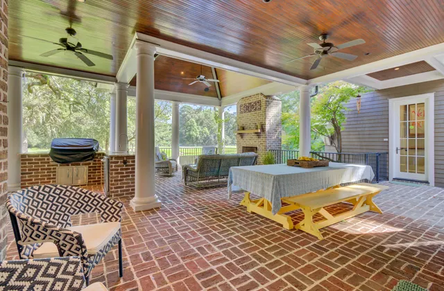 $4,075,000 | 290 Delahow Street, Charleston, SC 29492