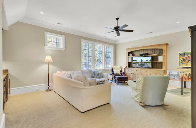 $4,075,000 | 290 Delahow Street, Charleston, SC 29492