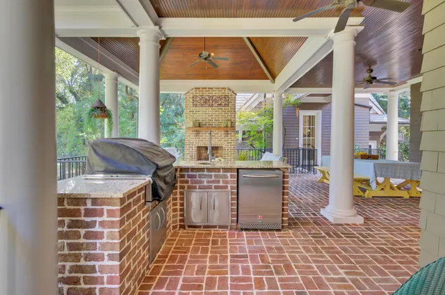 $4,075,000 | 290 Delahow Street, Charleston, SC 29492