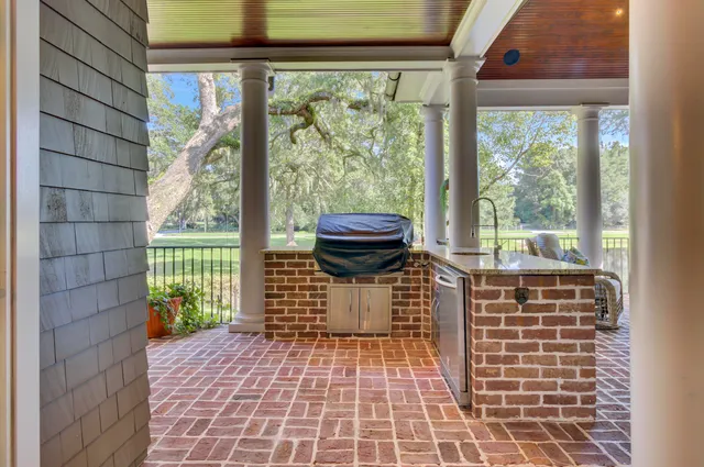 $4,075,000 | 290 Delahow Street, Charleston, SC 29492