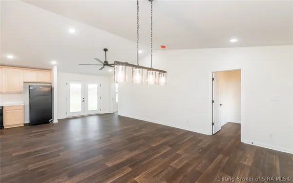 $299,900 | 118 Hunter Trace, Salem, IN 47167