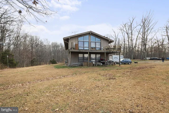 $1,649,900 | 7389 Leeds Manor Road, Marshall, VA 20115