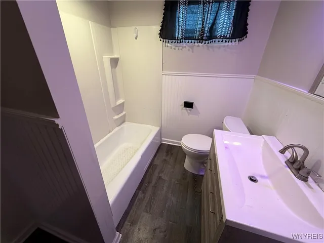 $1,650 | 41 Crestwood Avenue, Buffalo, NY 14216