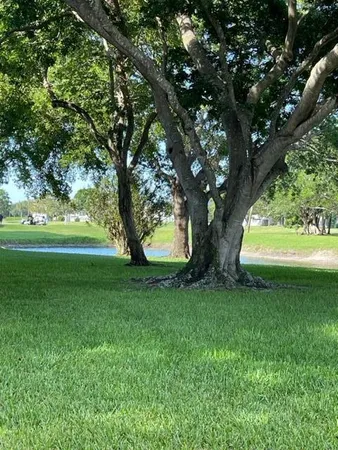 $1,600 | 1020 Country Club Drive, Unit 406, Margate, FL 33063