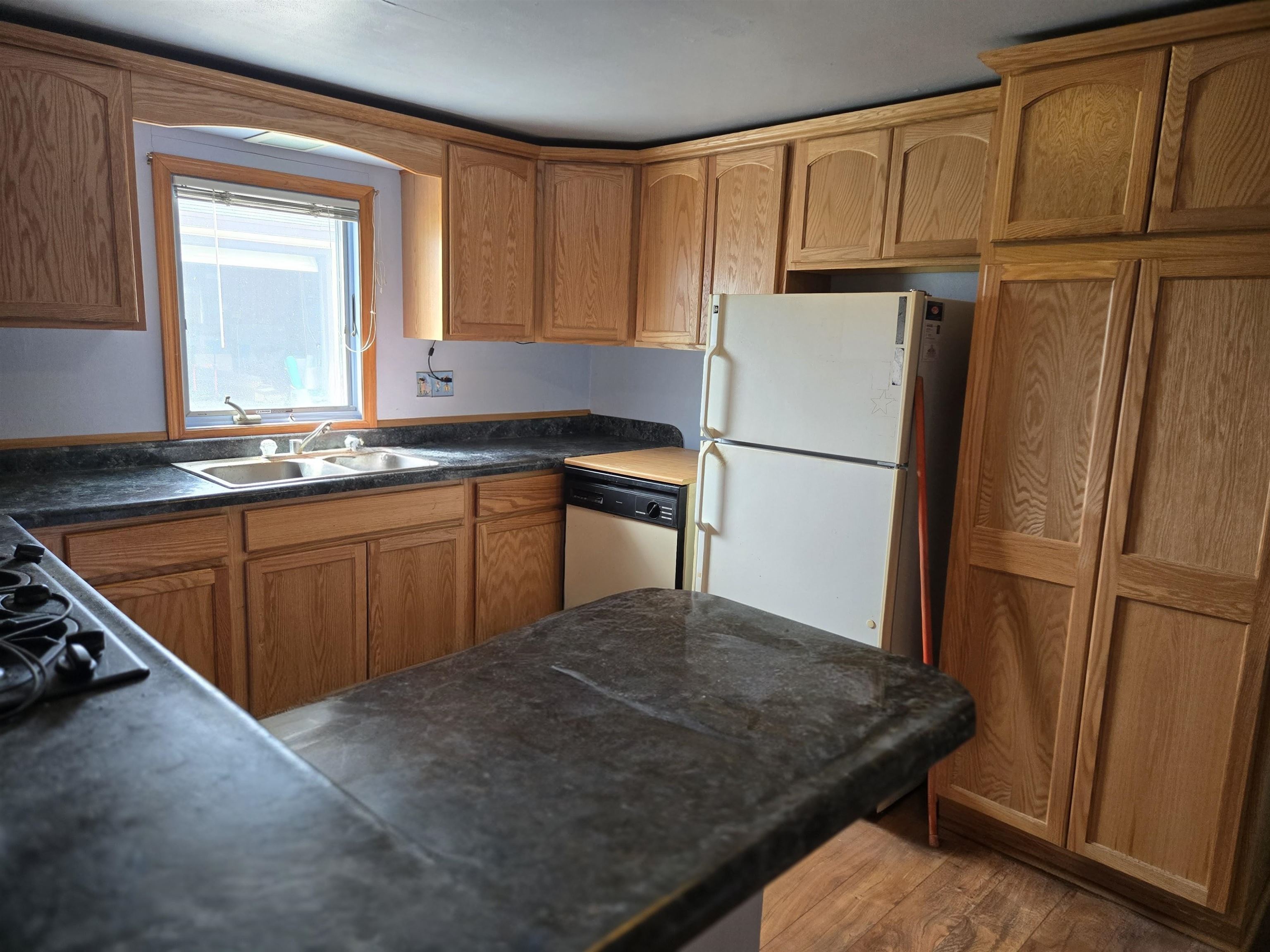 2020 Herman Road Manitowoc, WI 54220 - Photo 13 of 20
