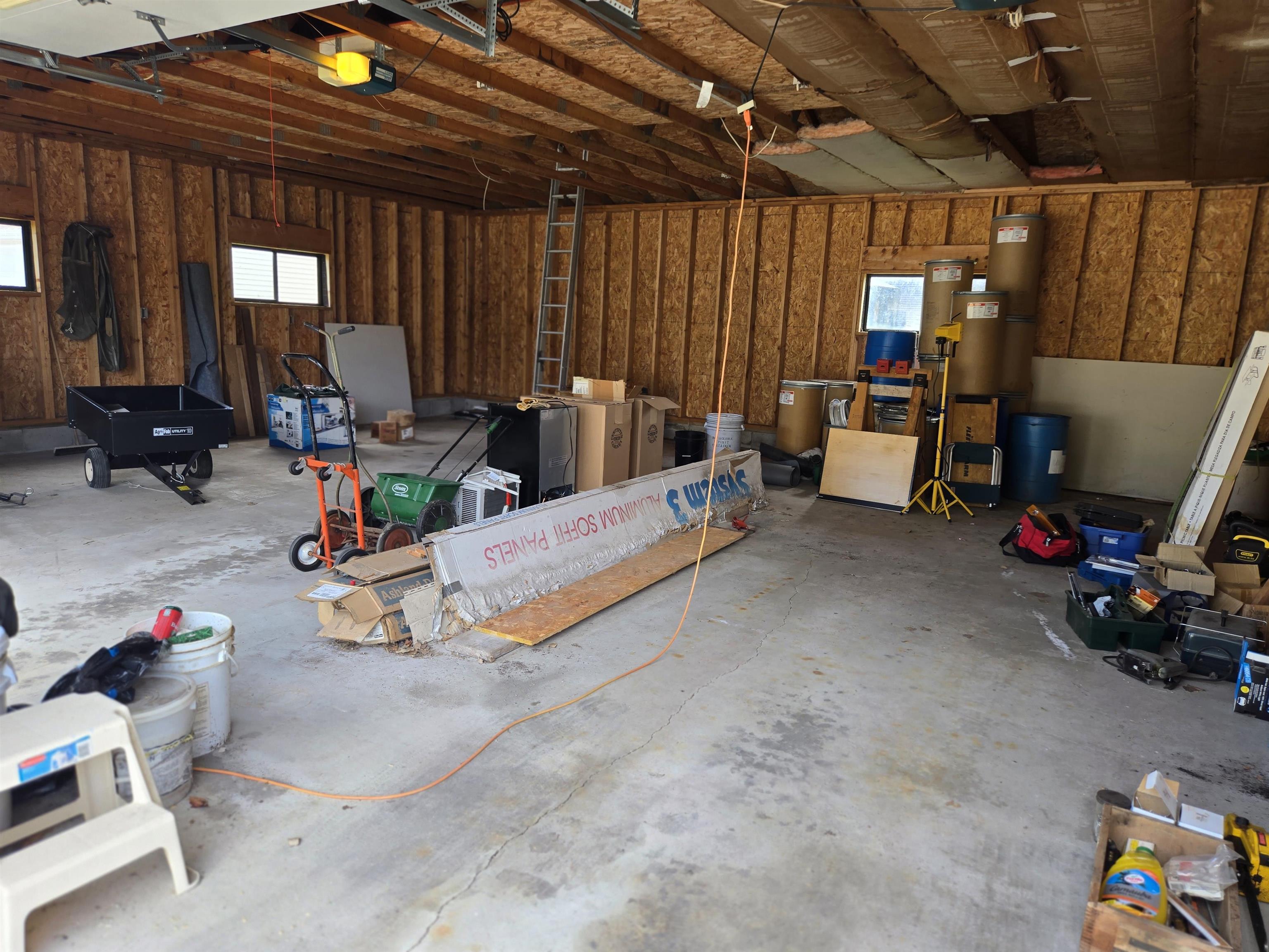 2020 Herman Road Manitowoc, WI 54220 - Photo 8 of 20