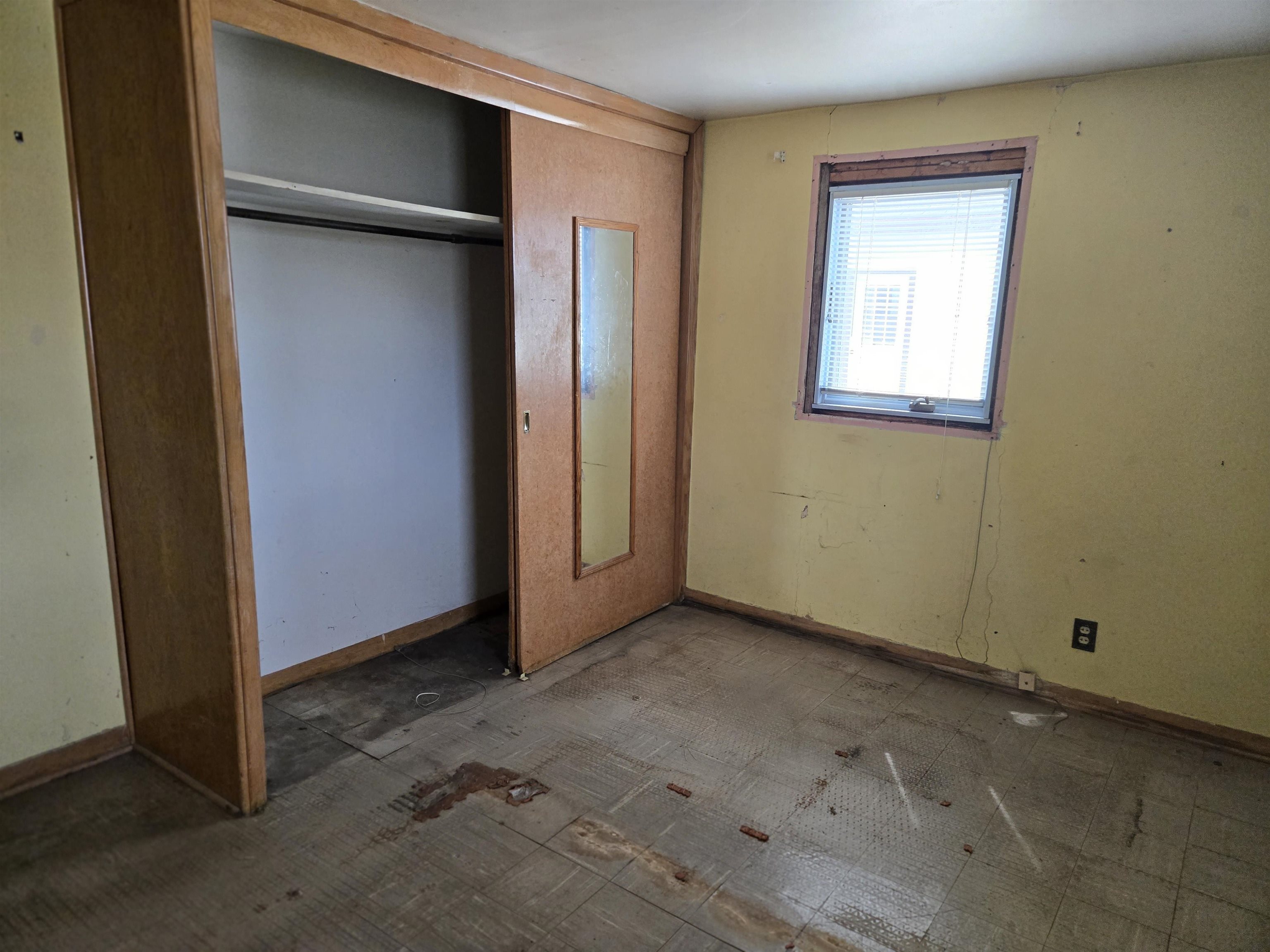 2020 Herman Road Manitowoc, WI 54220 - Photo 9 of 20