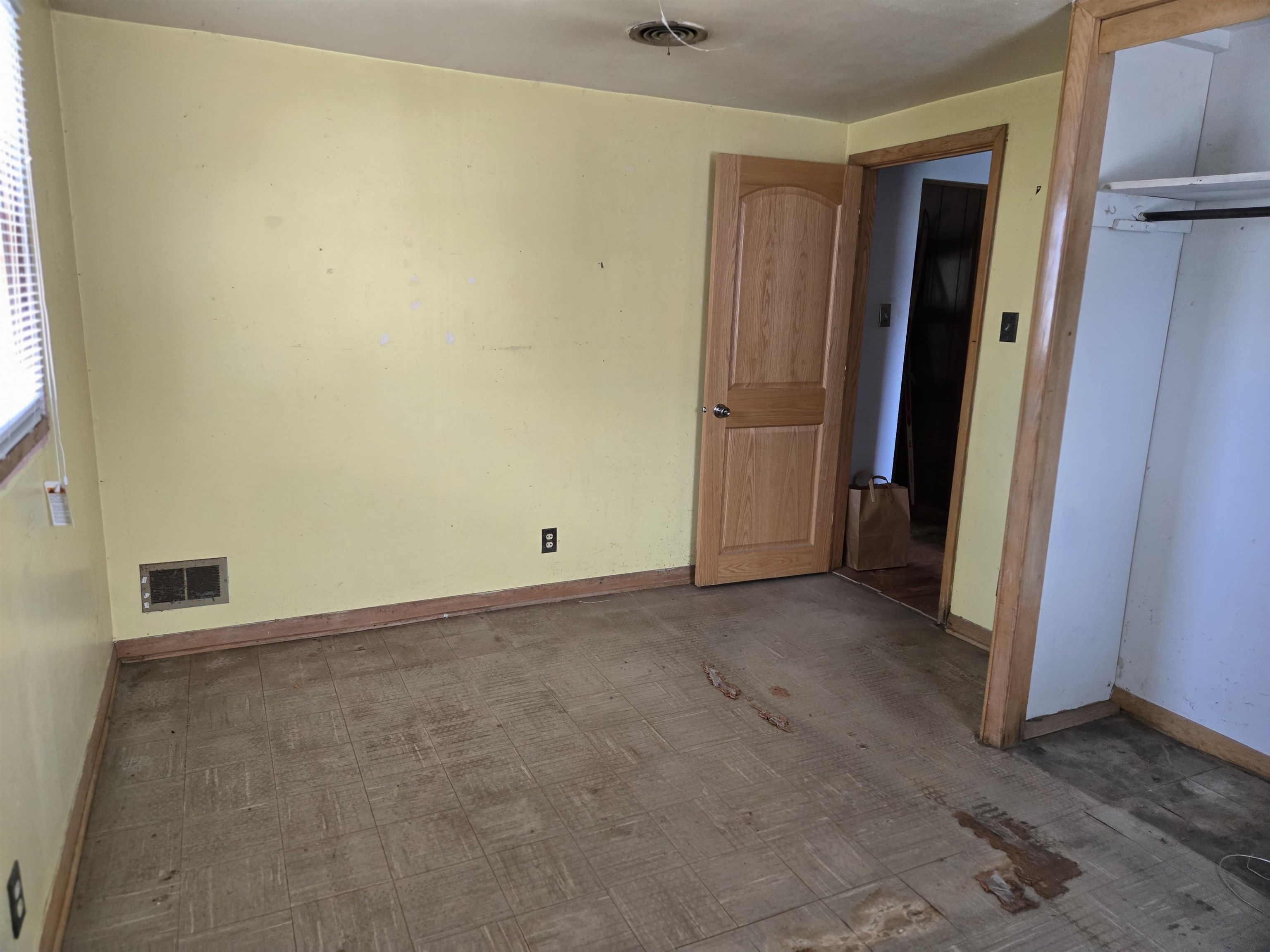 2020 Herman Road Manitowoc, WI 54220 - Photo 10 of 20