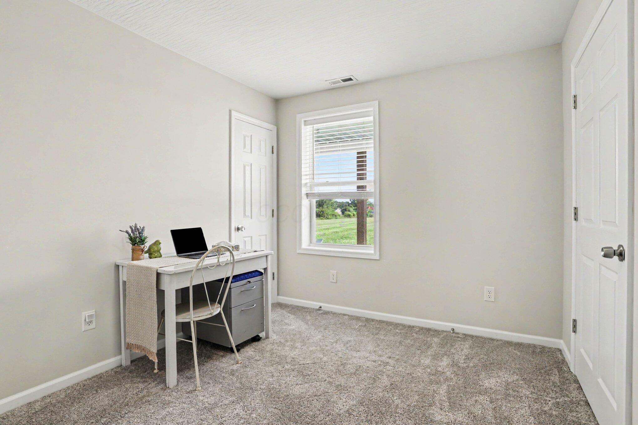 7101 Pleasantview Road Southeast Lancaster, OH 43130 - Photo 30 of 40