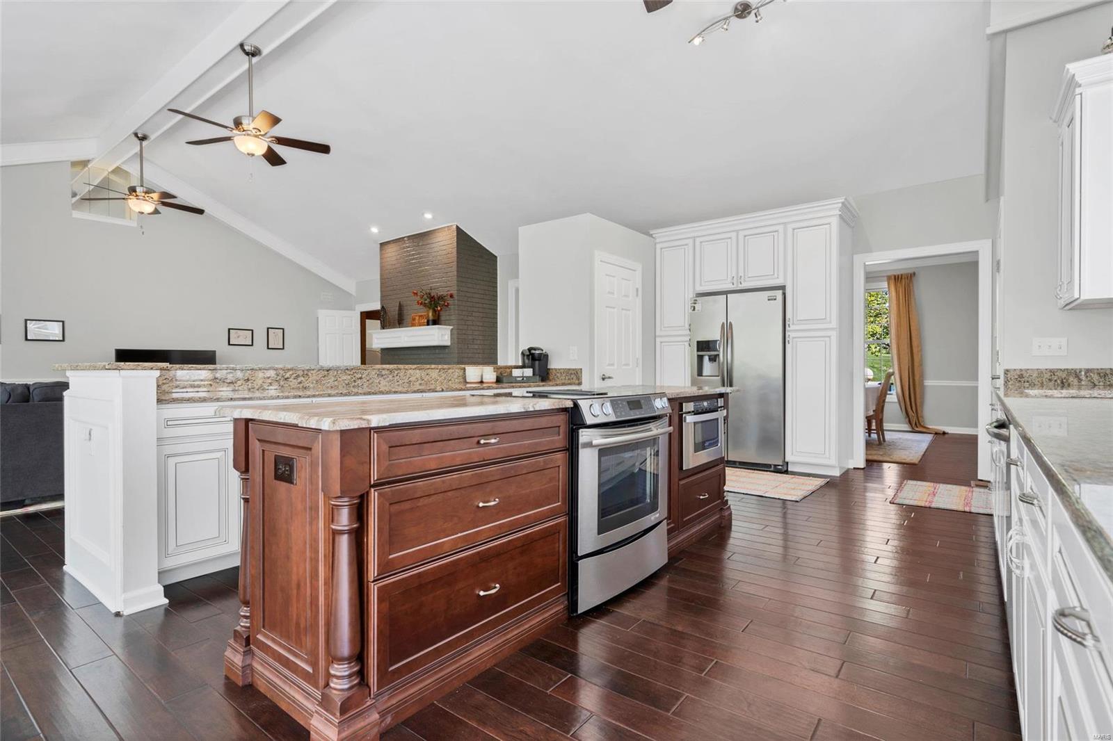 1217 Grey Fox Run Weldon Spring, MO 63304 - Photo 11 of 41 Gallery Image 11