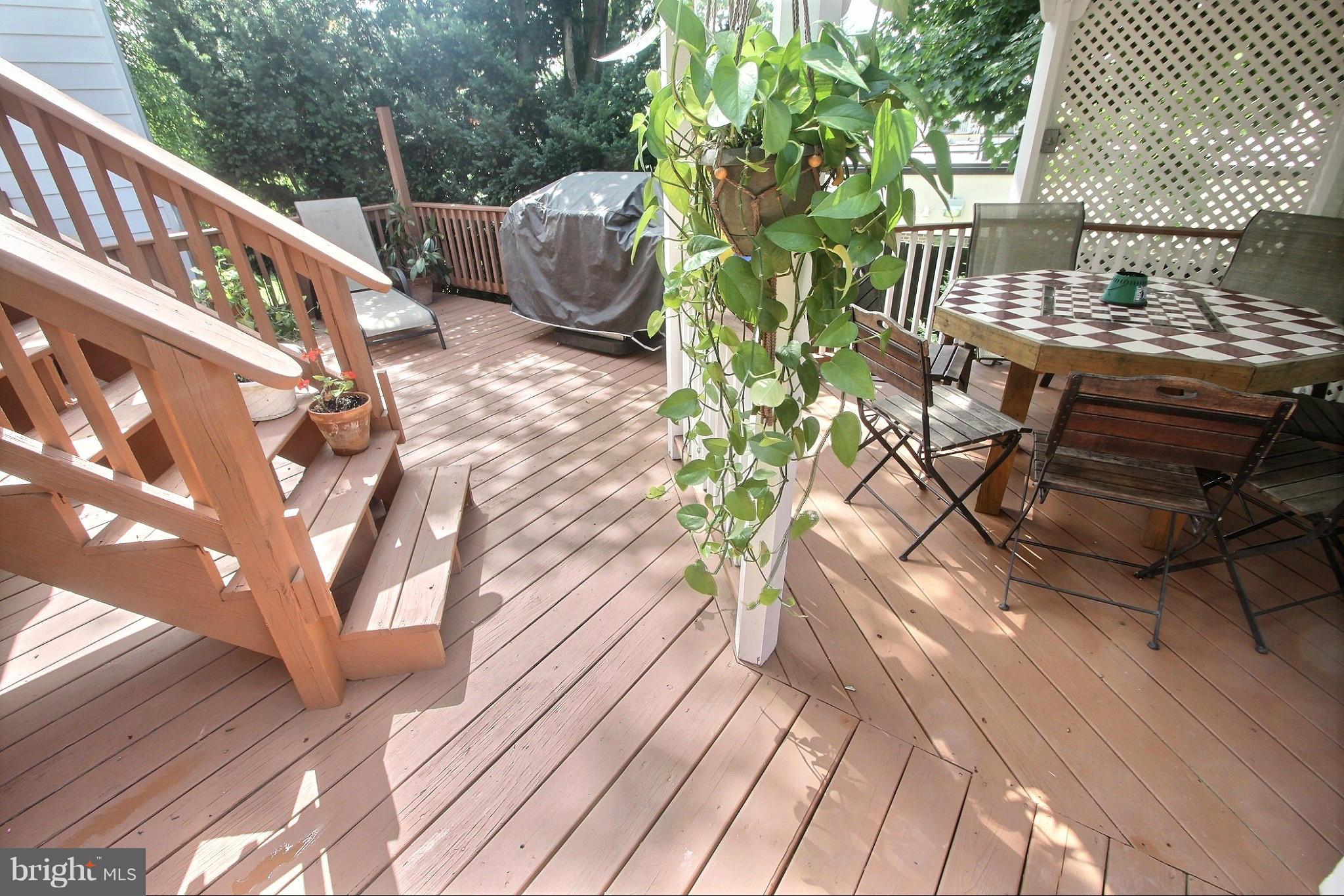 21404 Laytonsville Road Gaithersburg, MD 20882 - Photo 18 of 30 a view of balcony with wooden floor