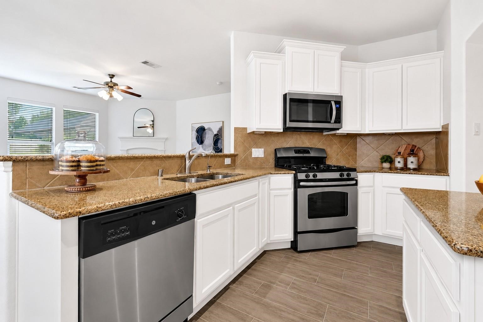 31 Hearthwick Road Tomball, TX 77375 - Photo 6 of 18 Gallery Image 6