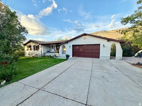 $899,900 | 2127 East 5950th Street North, Eden, UT 84310