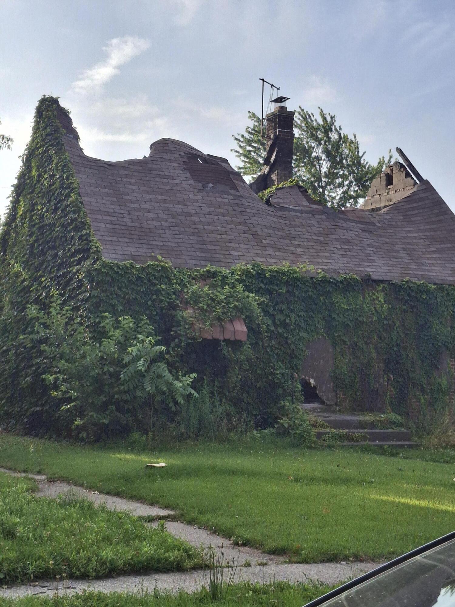 4539 Buchanan Street Gary, IN 46408 - Photo 7 of 7 1500x2000