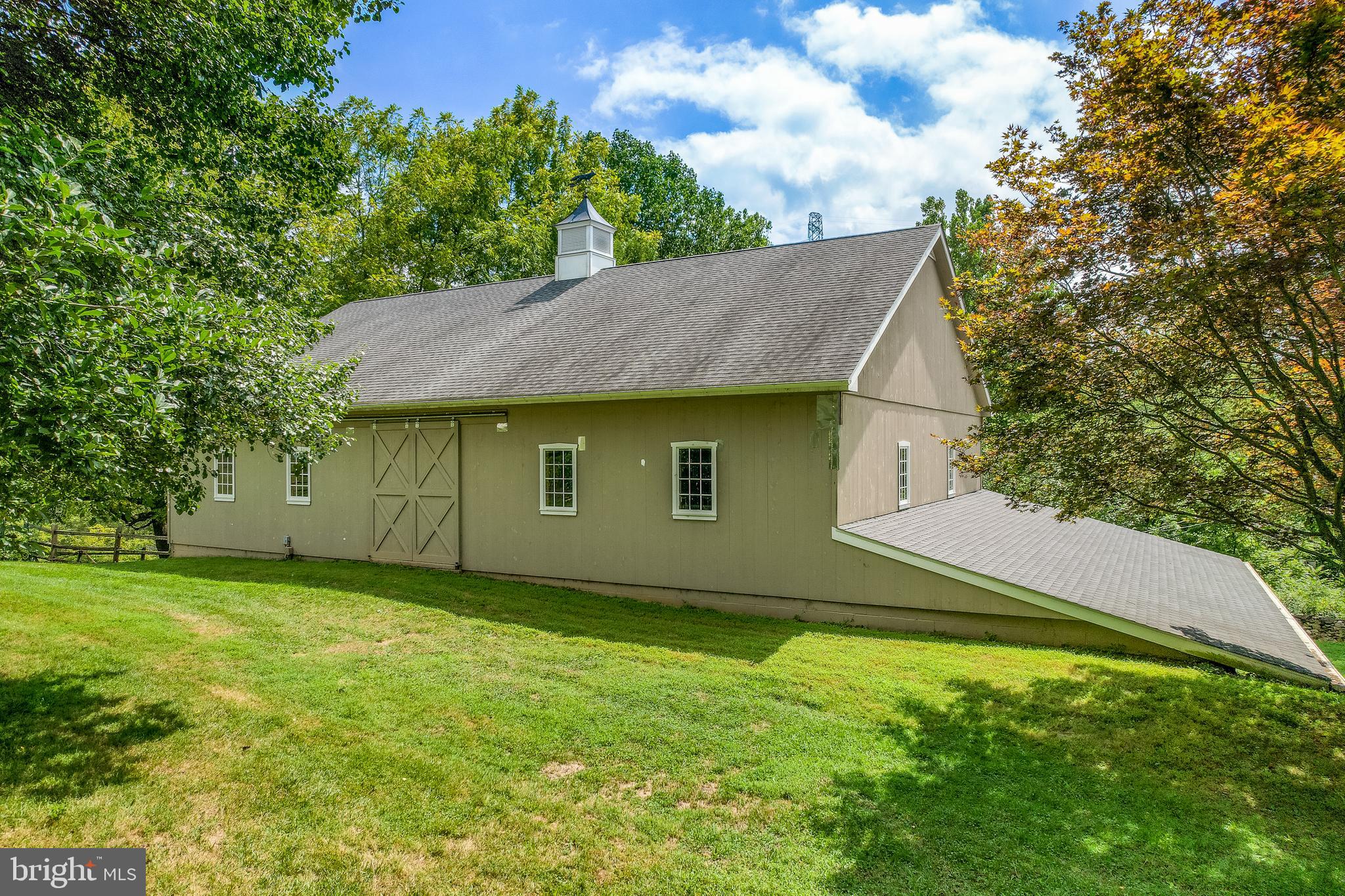 960 Sugars Bridge Road West Chester, PA 19380 - Photo 27 of 54 Bank barn