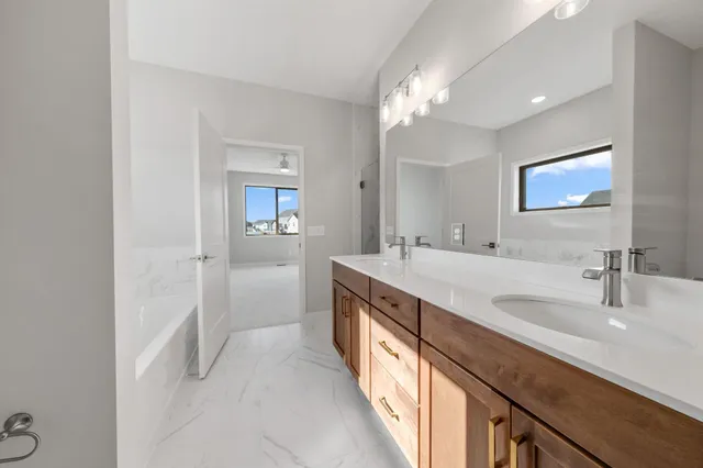 $645,000 | 17747 Ellsworth Drive, Lakeville, MN 55044