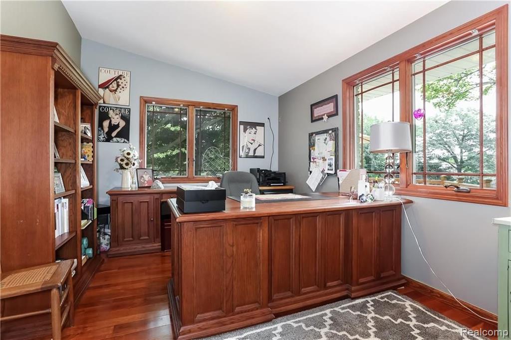 2317 Bunker Hill Road Rochester Hills, MI 48309 - Photo 13 of 25