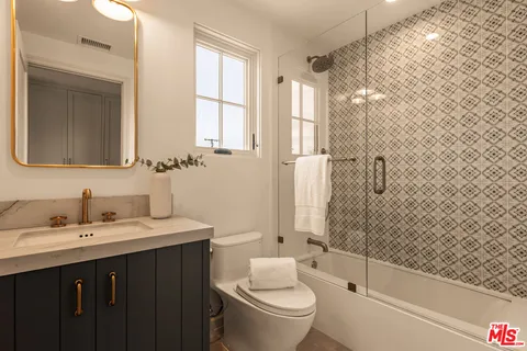 $3,795,000 | 8363 Stewart Avenue, Los Angeles, CA 90045