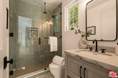 $3,795,000 | 8363 Stewart Avenue, Los Angeles, CA 90045