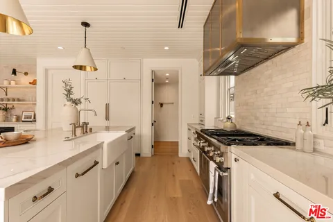 $3,795,000 | 8363 Stewart Avenue, Los Angeles, CA 90045