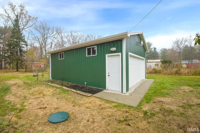 $179,000 | 10266 Glenwood Avenue, Osceola, IN 46561