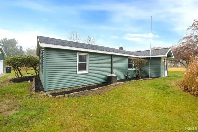 $179,000 | 10266 Glenwood Avenue, Osceola, IN 46561