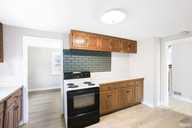 $179,000 | 10266 Glenwood Avenue, Osceola, IN 46561