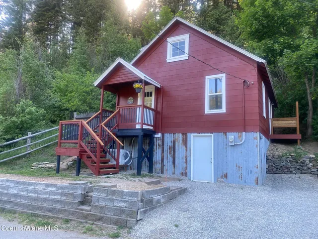 $199,900 | 118 Faye Street, Mullan, ID 83846