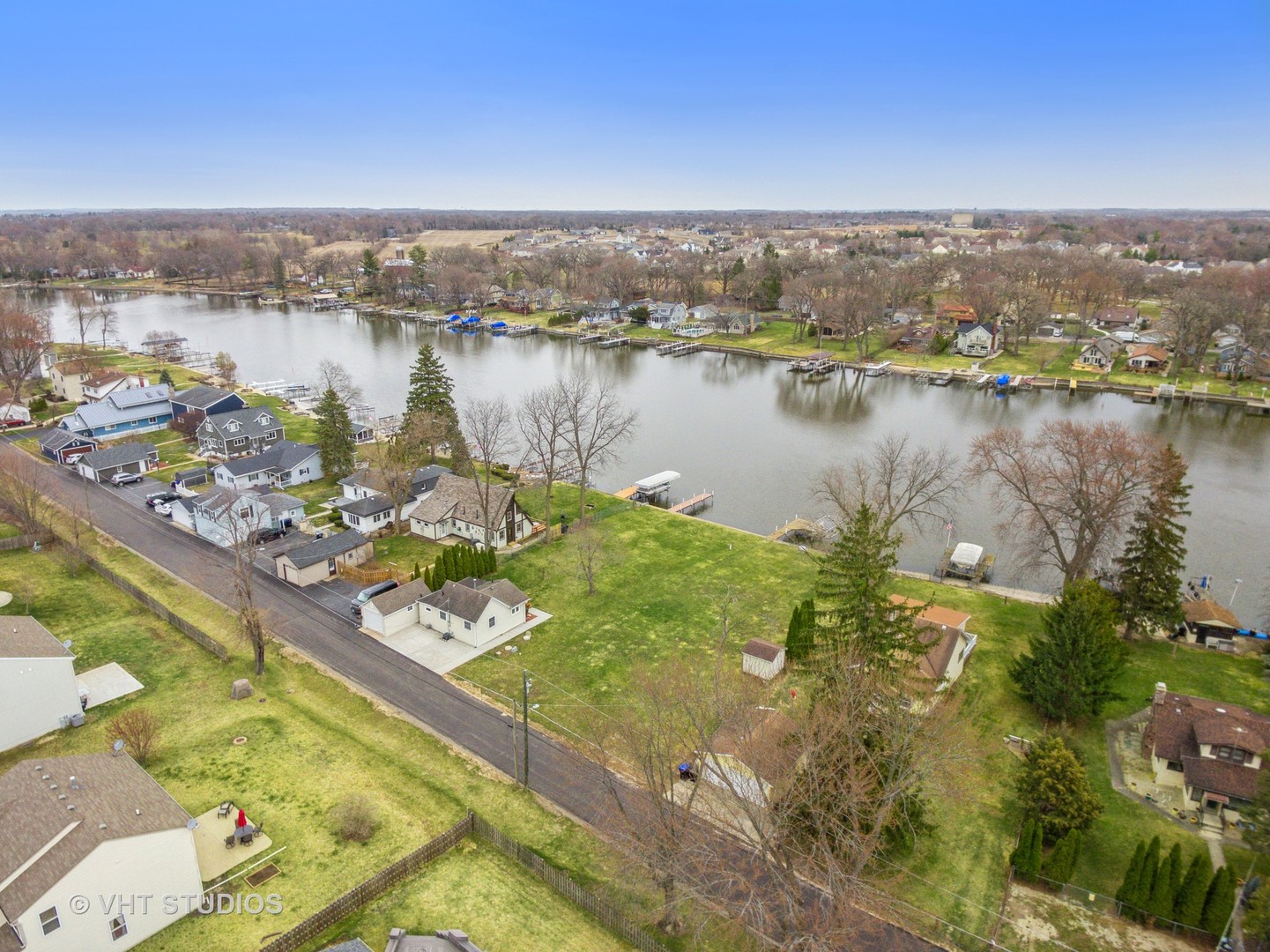 2621 Arbor Drive McHenry, IL 60050 - Photo 30 of 36 a view of a city