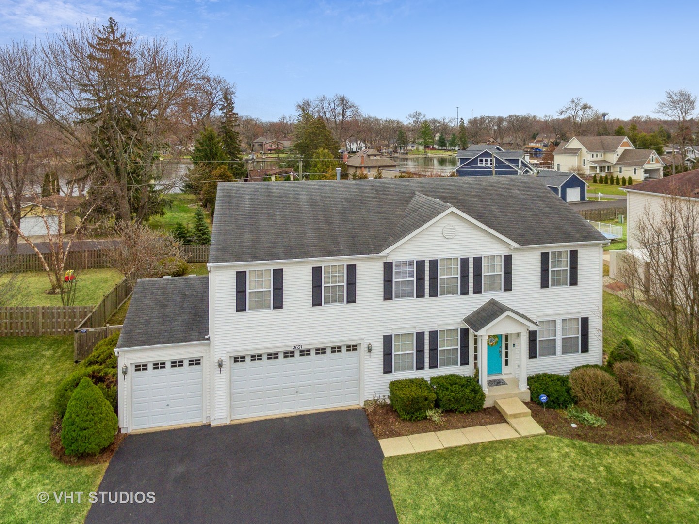 2621 Arbor Drive McHenry, IL 60050 - Photo 36 of 36 an aerial view of a house with a yard