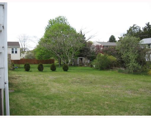 23 West Beach Street Westerly, RI 02891 - Photo 5 of 5 Yard/Garden.