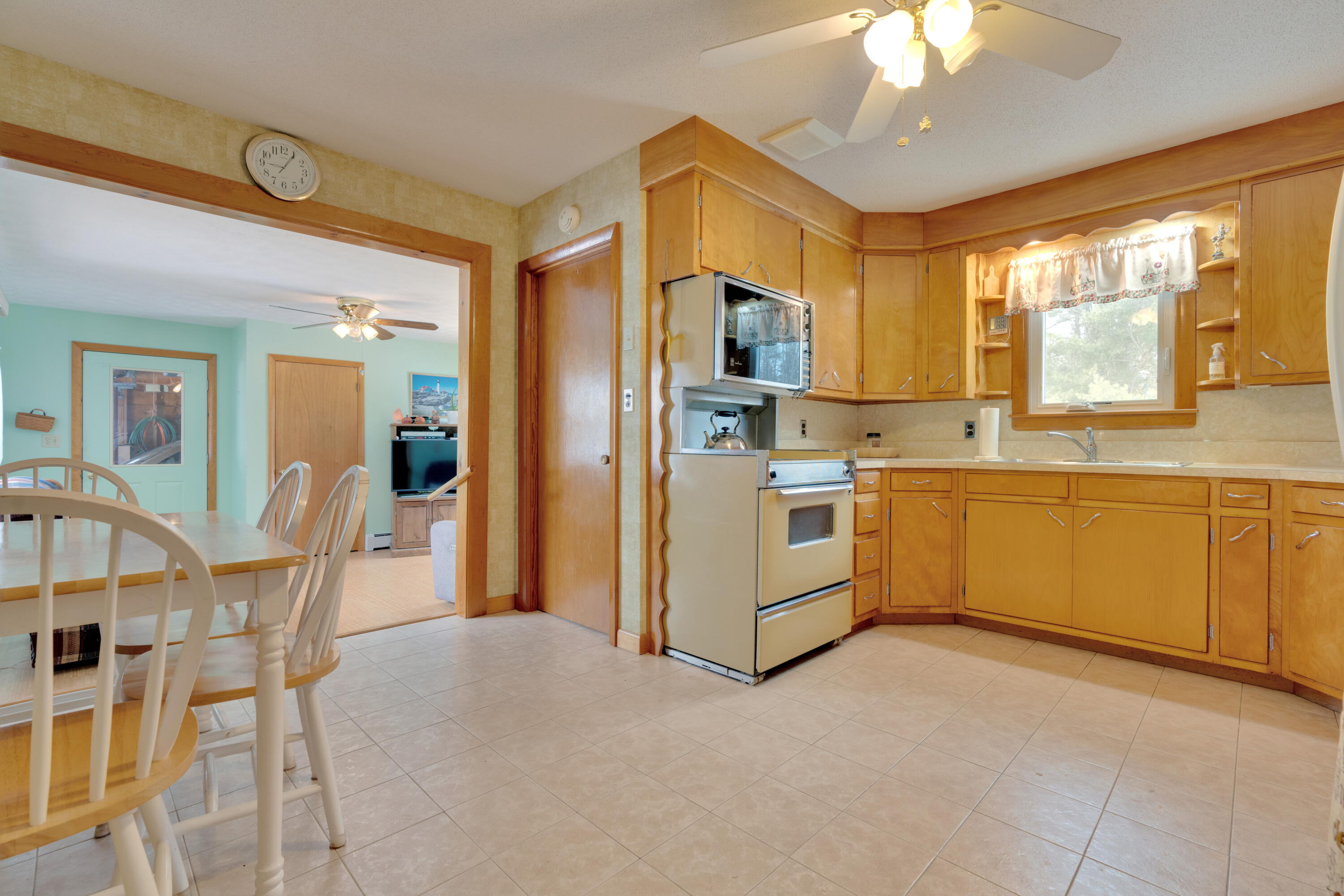 883 Hollis Road Hollis Center, ME 04042 - Photo 14 of 37 _DSC0871