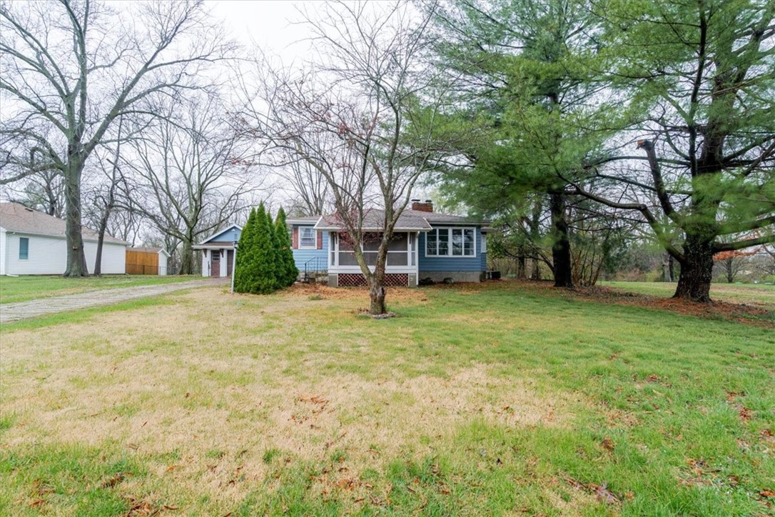 2941 South Laura Street Decatur, IL 62521 - Photo 1 of 19