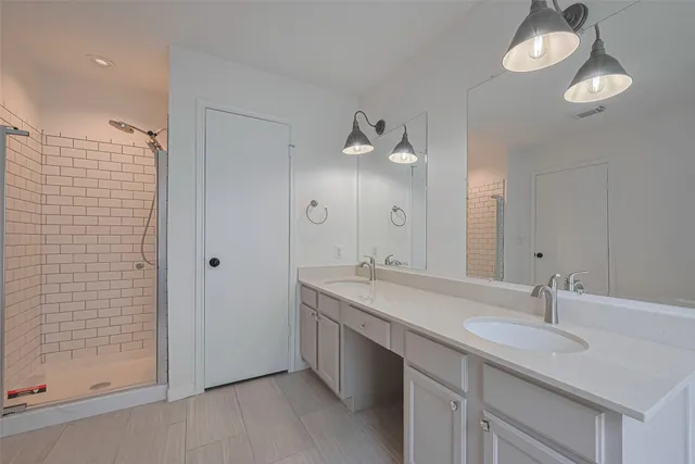 $3,795 | 3 Sandpebble Drive, The Woodlands, TX 77381