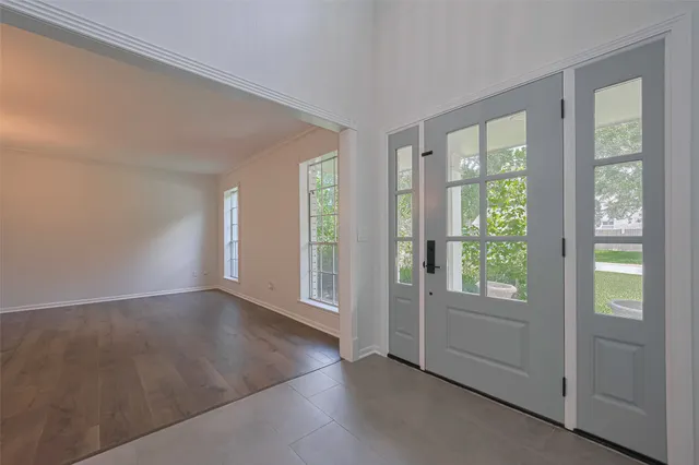 $3,795 | 3 Sandpebble Drive, The Woodlands, TX 77381