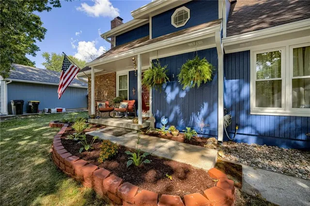 $420,000 | 129 Crestview Court, Lansing, KS 66043