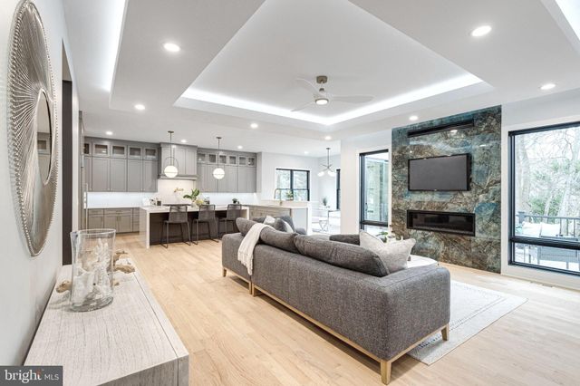 $2,675,000 | 1952 Foxhall Road, McLean, VA 22101