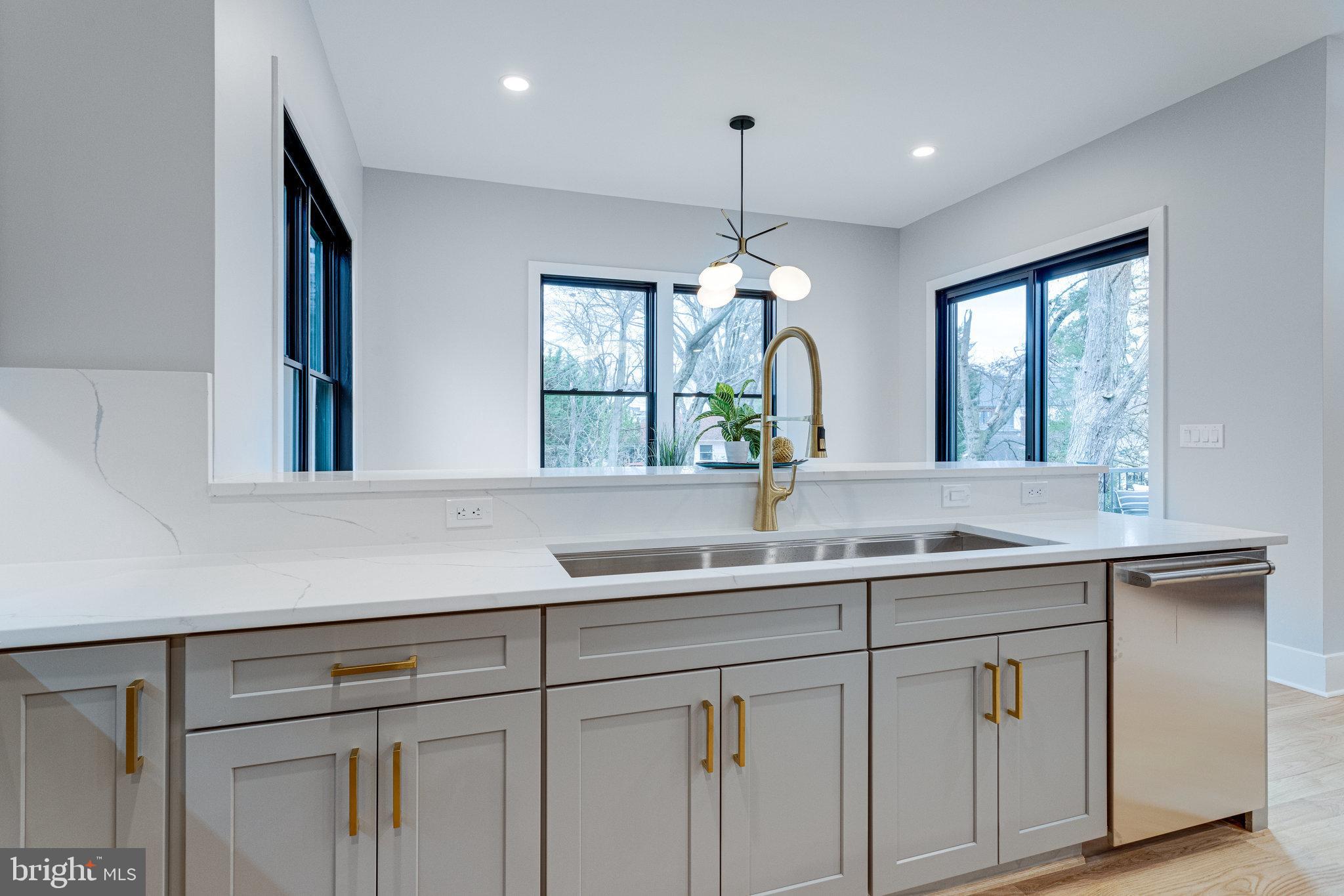 1952 Foxhall Road McLean, VA 22101 - Photo 26 of 99 Designer wood cabinets