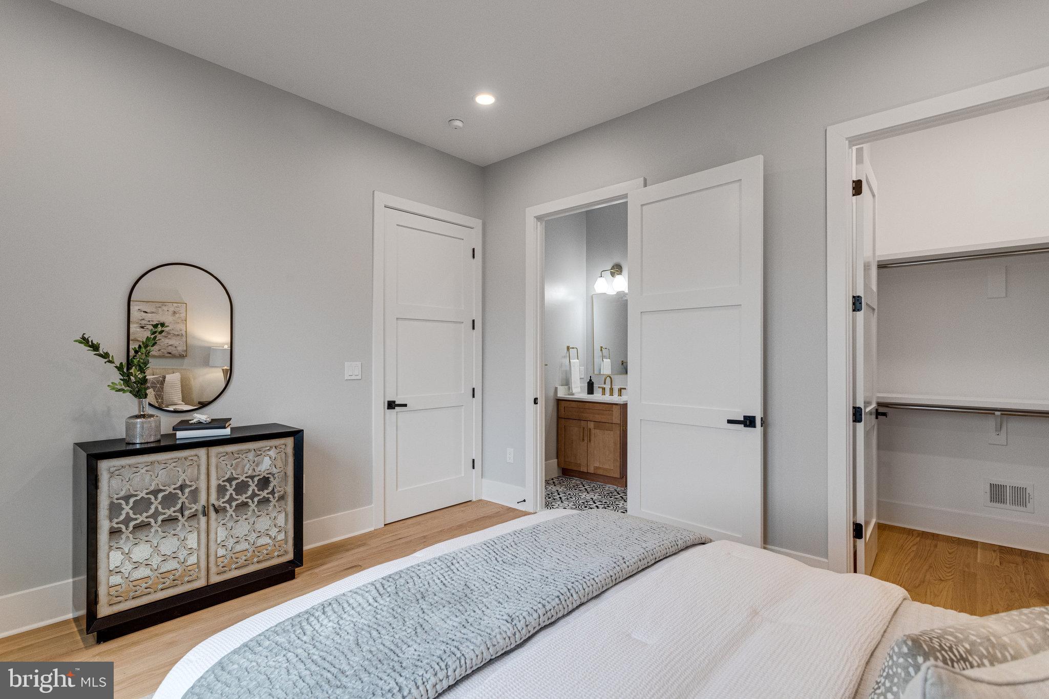 1952 Foxhall Road McLean, VA 22101 - Photo 35 of 99 Main level bedroom