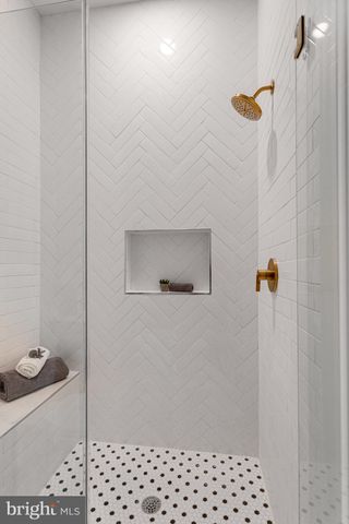 $2,675,000 | 1952 Foxhall Road, McLean, VA 22101