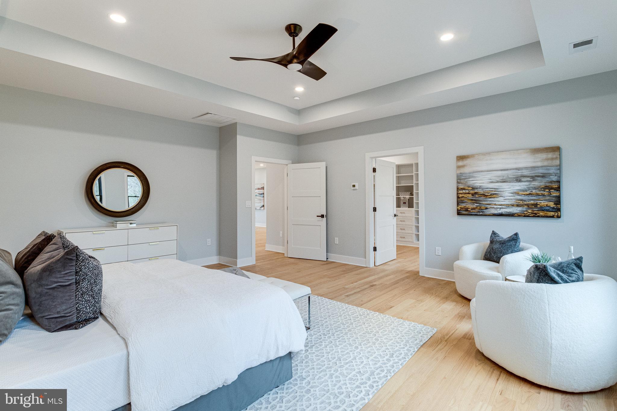 1952 Foxhall Road McLean, VA 22101 - Photo 47 of 99 owner's suite