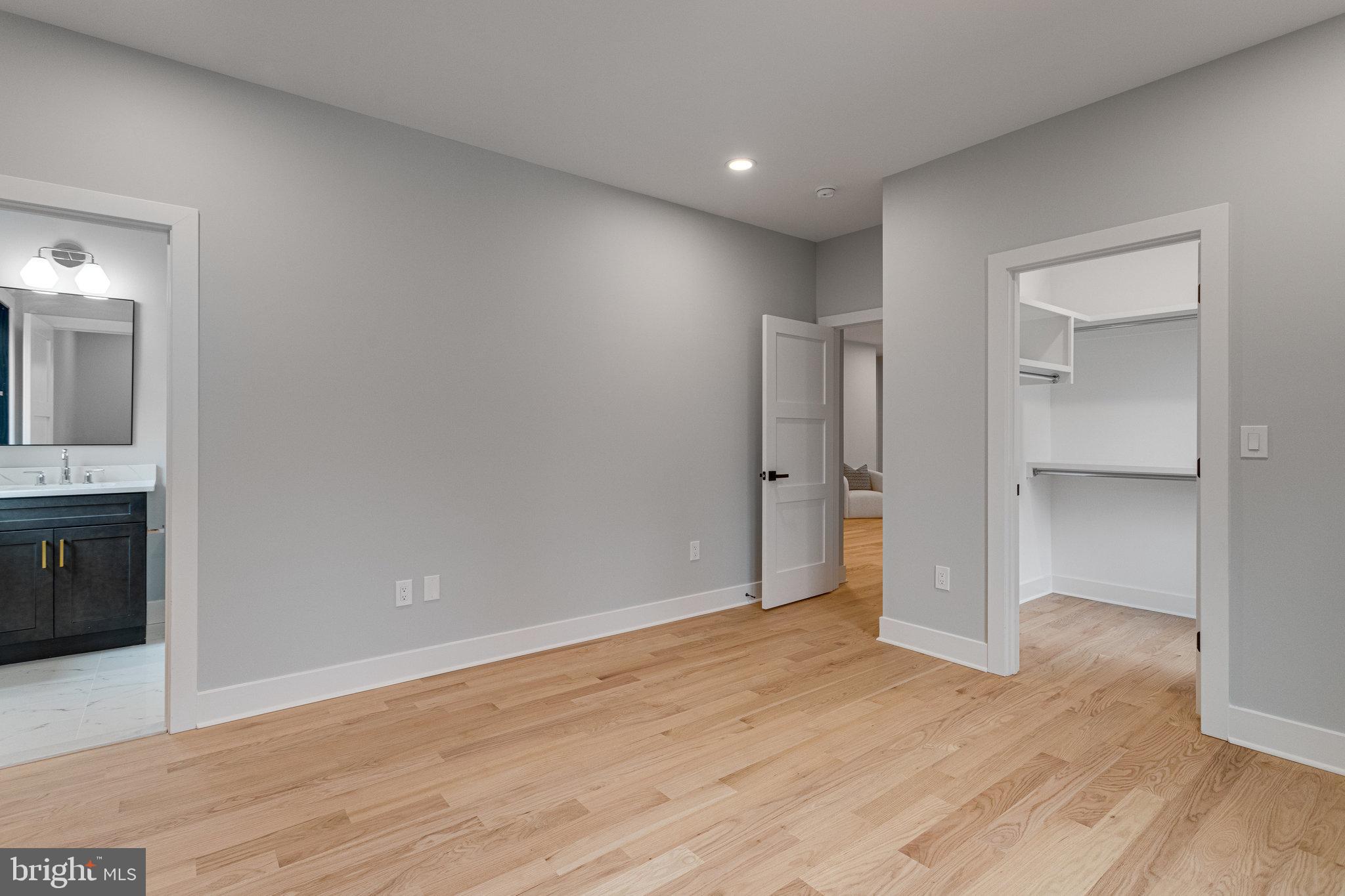 1952 Foxhall Road McLean, VA 22101 - Photo 69 of 99 Bedroom