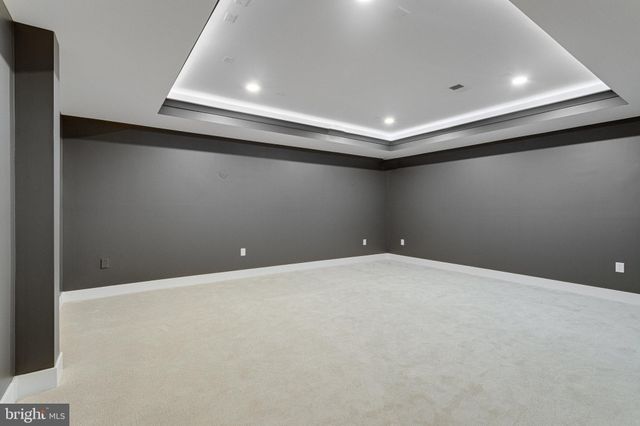 $2,675,000 | 1952 Foxhall Road, McLean, VA 22101