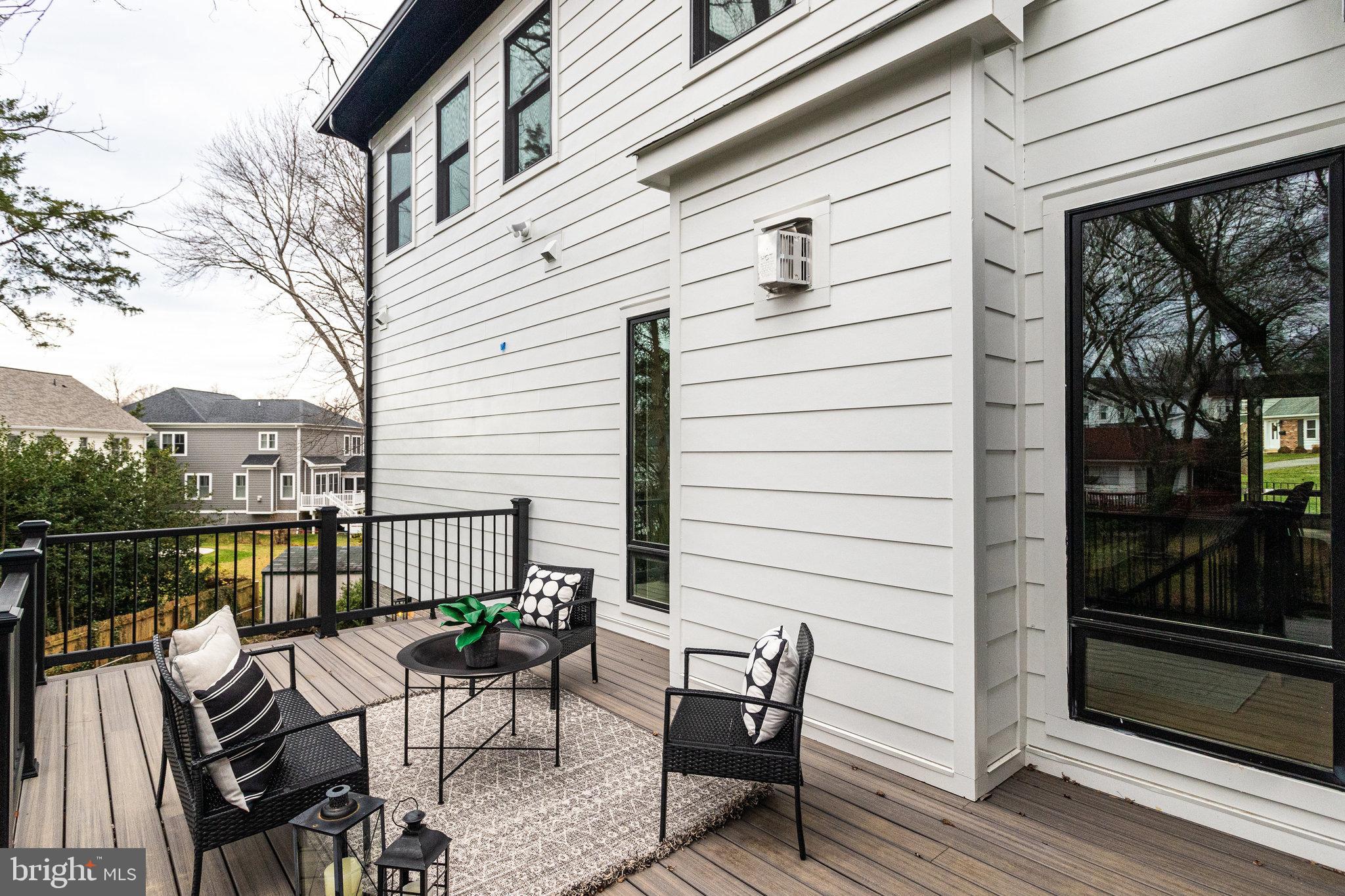 1952 Foxhall Road McLean, VA 22101 - Photo 89 of 99 back porch