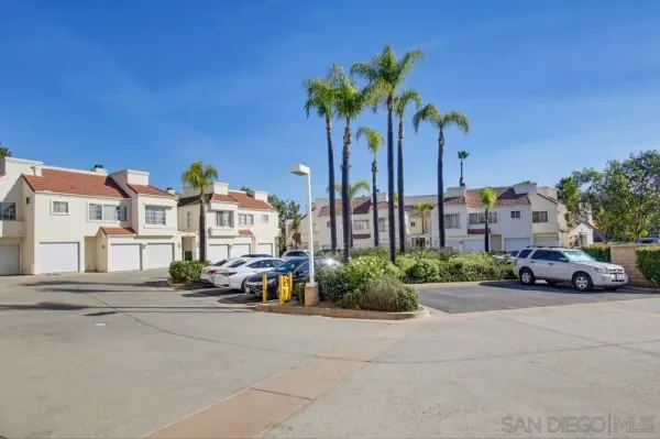$448,900 | 12092 Calle De Leon, Unit 45, El Cajon, CA 92019
